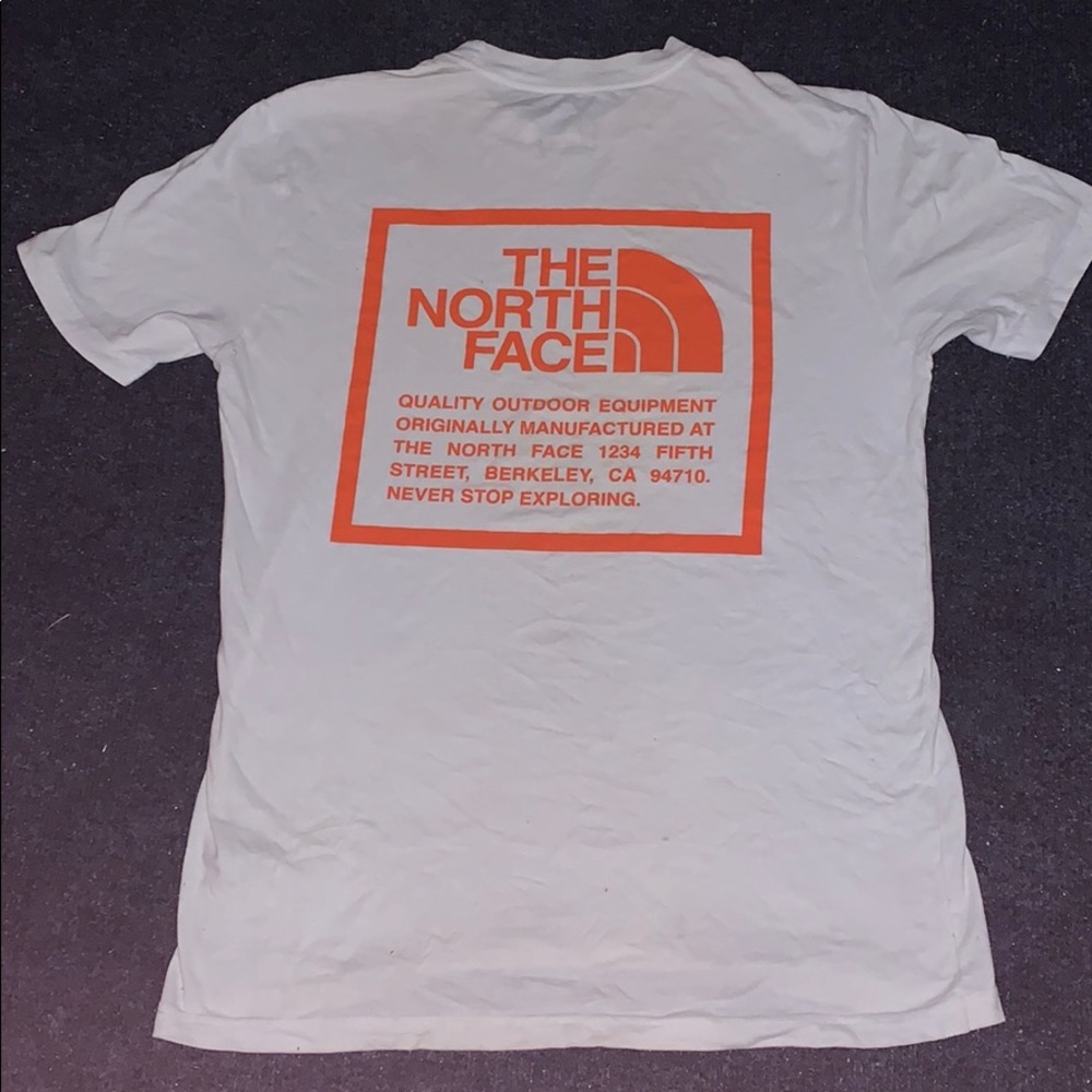 North face t-shirt - Picture 3 of 5